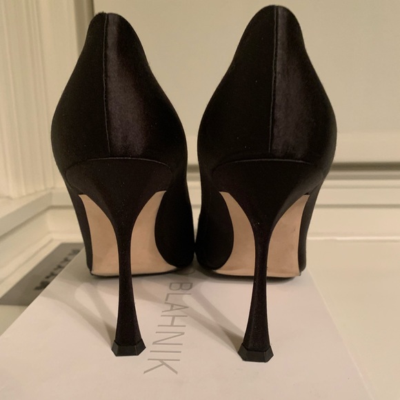 Manolo Blahnik "Crystalbi" Satin Crystal Cap Toe Pumps - MSRP $1095 - Picture 4 of 9